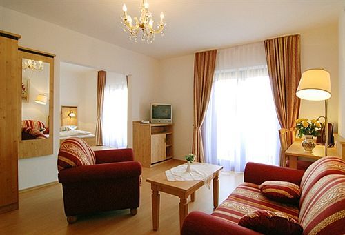 Hotel Am Kureck Bad Wiessee Exterior photo